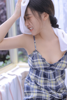神女峰下的迷雾